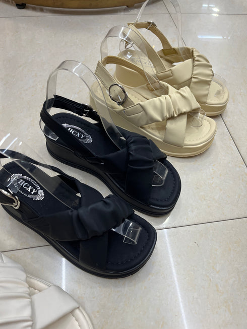 Spring Chic Cross Strap Buckle Sandals